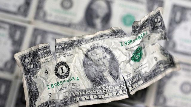تحریم های آمریکا نشانه ای از بحران زدگی دلار است