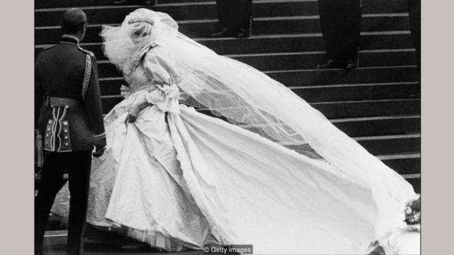 پرنسس دایانا؛ عروس خجالتی در لباس قدرت