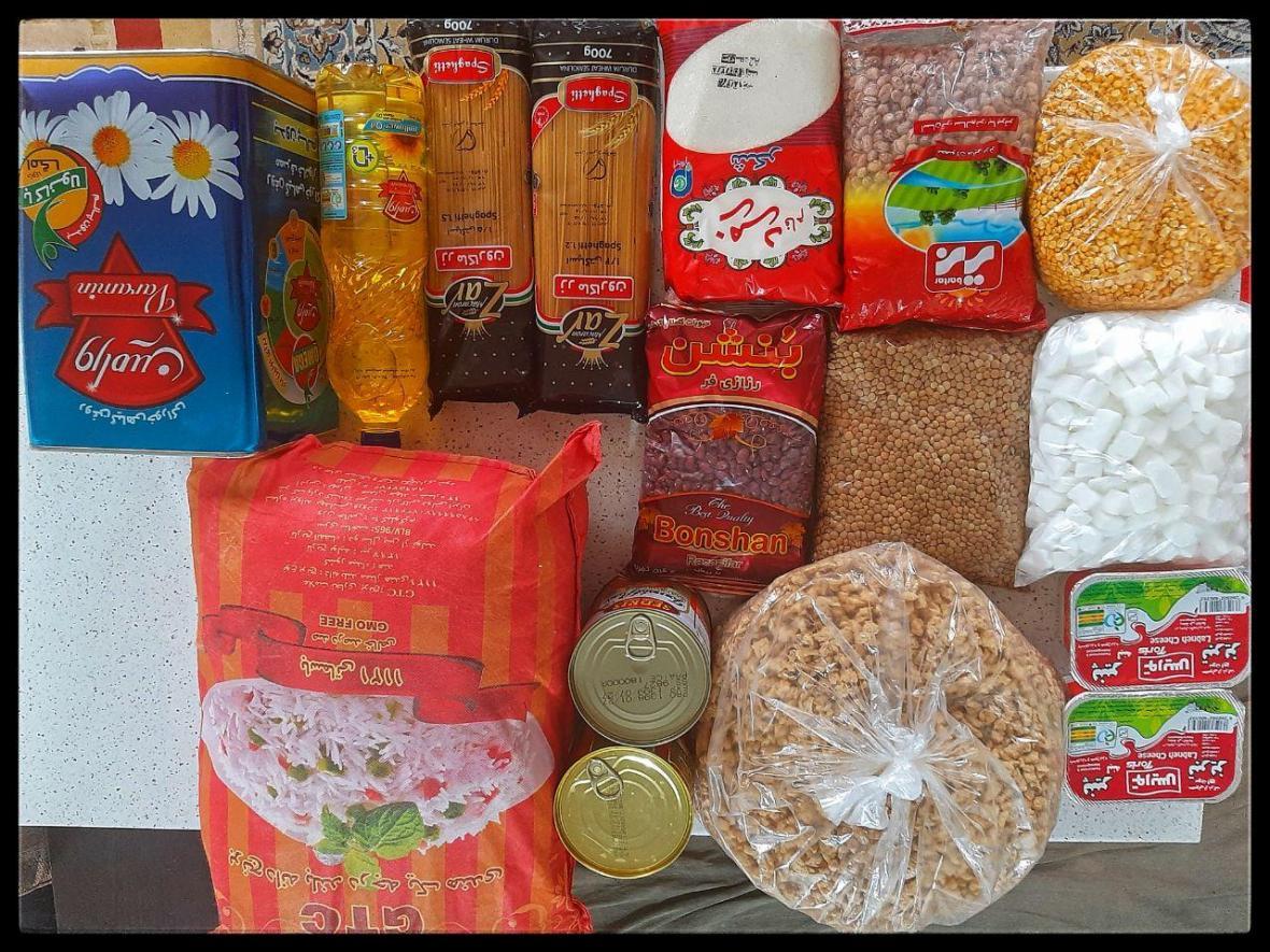 دانشجویان دانشگاه زنجان 200 پرس غذای گرم برای خانواده های آسیب پذیر تهیه کردند
