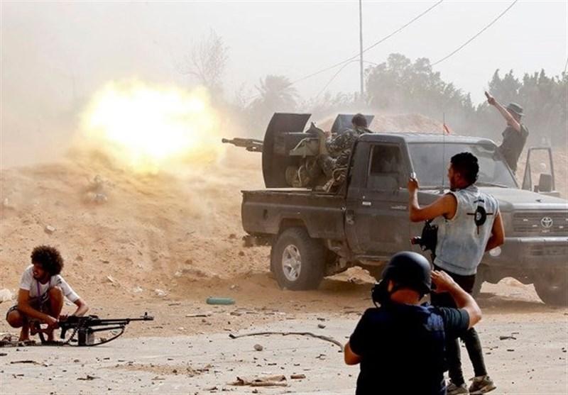لیبی، ادامه پیشروی نیروهای الوفاق؛ حمله هوایی به مواضع شبه نظامیان حفتر