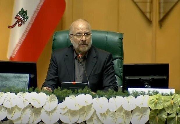 عکس ، قالیباف اینگونه بر کرسی سبز لاریجانی تکیه زد عکس ، قالیباف اینگونه بر کرسی سبز لاریجانی تکیه زد
