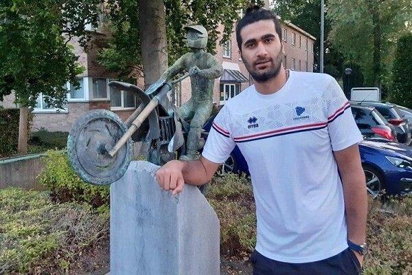 تیم والیبال ماسیک با درخشش اسفندیار پیروز شد تیم والیبال ماسیک با درخشش اسفندیار پیروز شد
