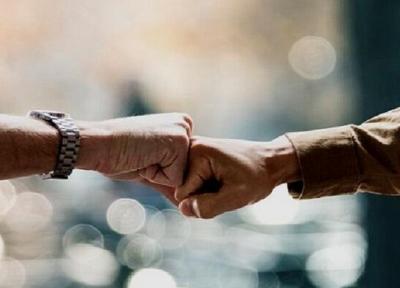 مردانی: با مشت و آرنج دست ندهیم