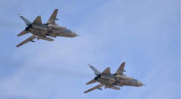 روسیه پایگاه های داعش در شرق حمص را هدف گرفت