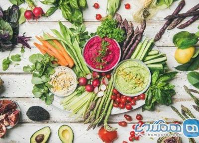 جشن خام خواری و نگریستن به تغذیه ای سالم برای تمام سنین