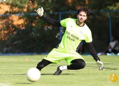 دروازه بان پرسپولیسی از جمع شاگردان قلعه نویی جدا شد