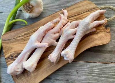 مراحل تمیز کردن پای مرغ